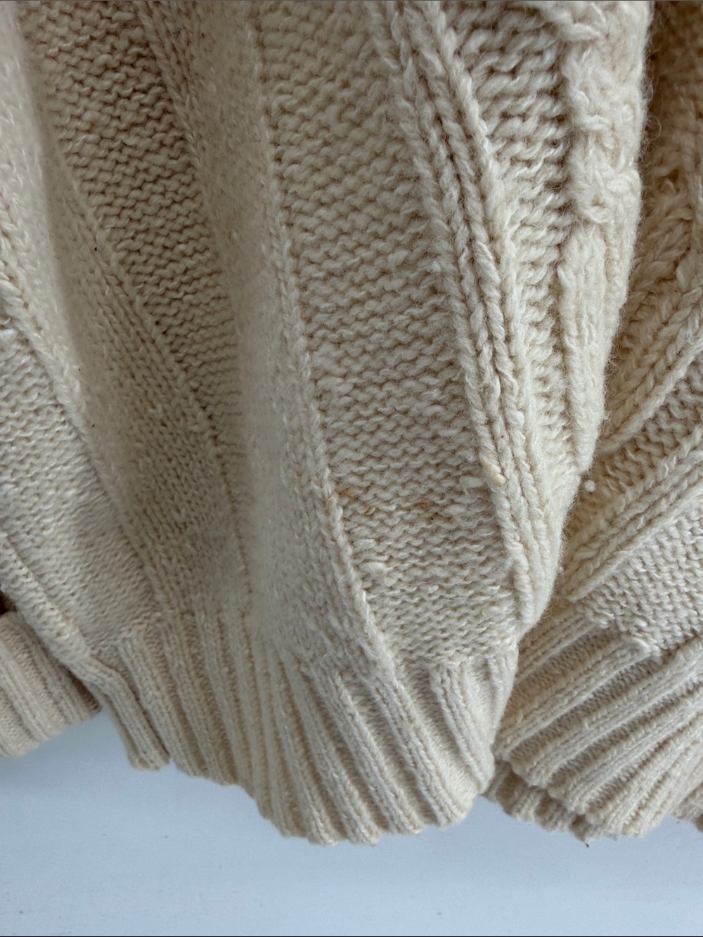 Vintage 90'S GANT wool cotton Hand Framed V-neck cable knit pullover sweater XL - Picture 6 of 8